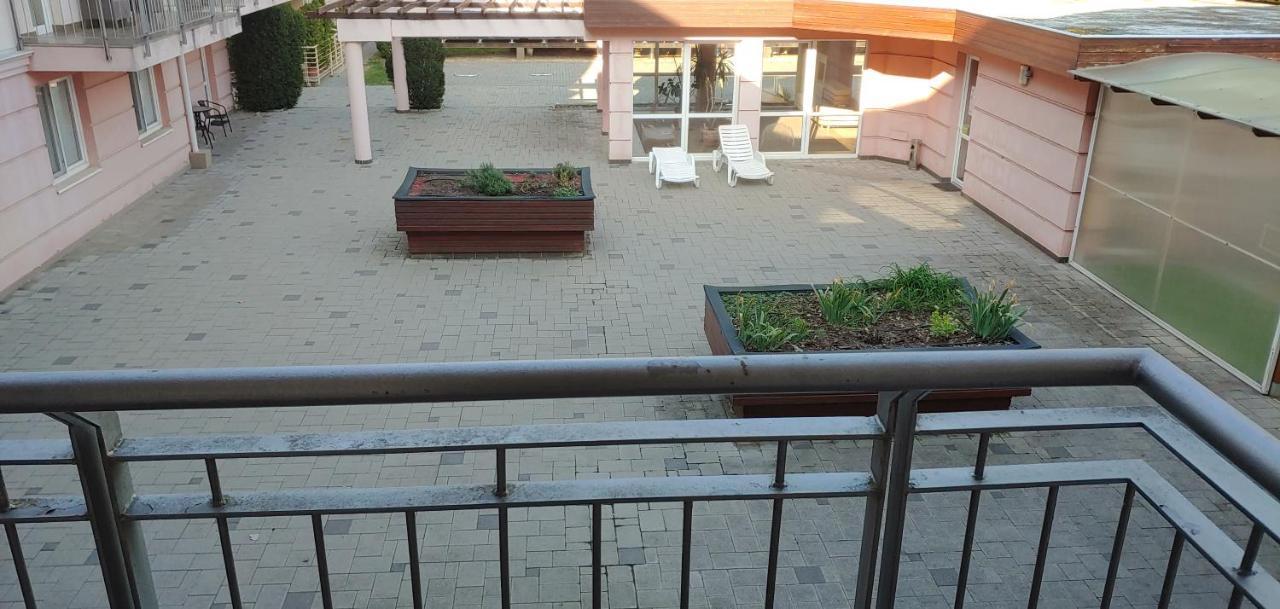 Panorama Lux Wellness Apartman Hajdúszoboszló Εξωτερικό φωτογραφία