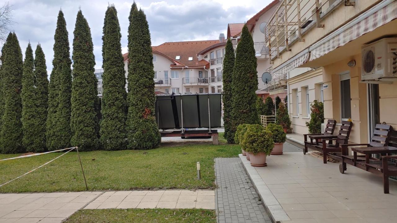 Panorama Lux Wellness Apartman Hajdúszoboszló Εξωτερικό φωτογραφία